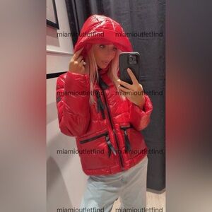 Karl Lagerfeld Women’s Red Puffer Jacket Hooded Zip-Up